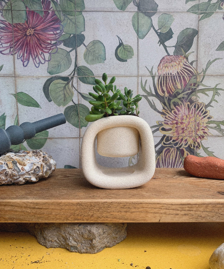 Kyu | Plant Pot 01 | Sandstone