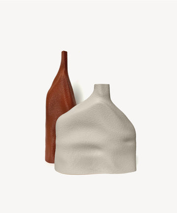 Shoulders |  Vase Duo